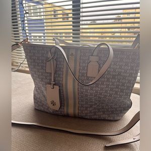 Tory Burch tote - size small